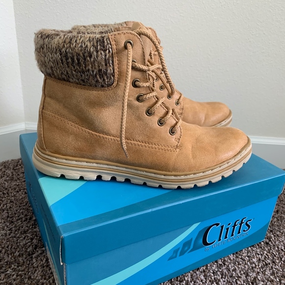 women's kudrow lace up boot